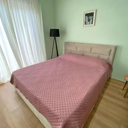 Apartment The Ionian Comfort Apartment- Beachfront Lungomare Promenade Vlore
